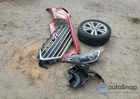 2018 Hyundai Elantra Sel z USA, uszkodzony, nr VIN 5NPD84LF3JH333007